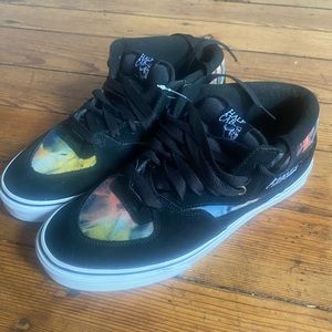 Vans half cab tie dye and black suede 10 new w/ box $45